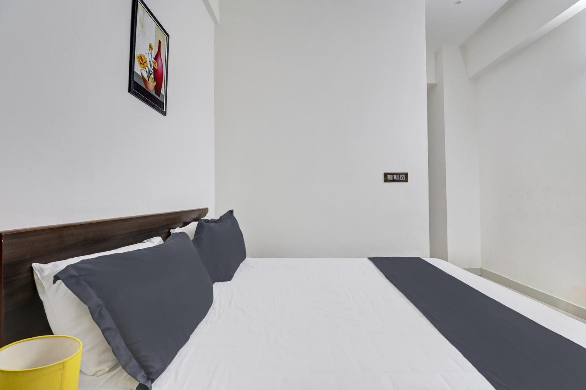 Hotel O J.K. Suites & Rooms Bangalore Ngoại thất bức ảnh